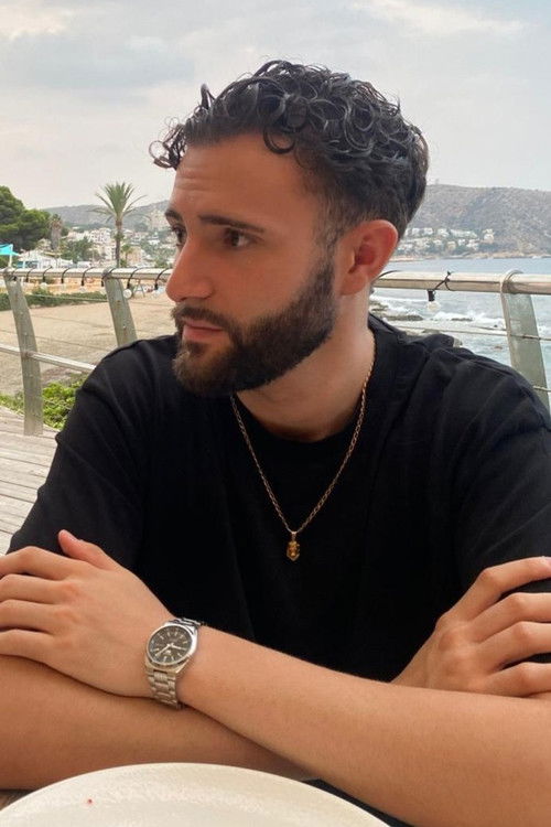 Sergio Ricote as Rick