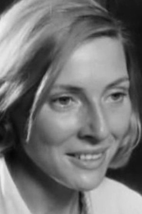 Clara Gansard as La maquisarde