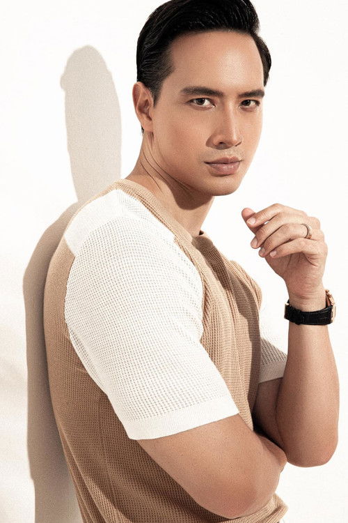 Kim Ly as Tùng Hero