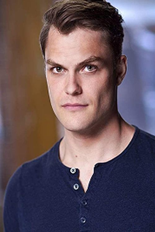 Cory Lipman as Callum