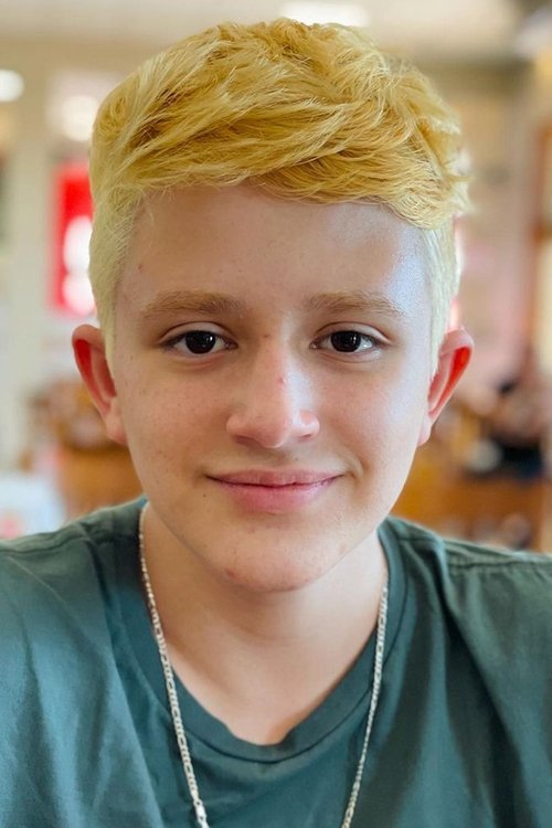 Lucas Infante as Humberto