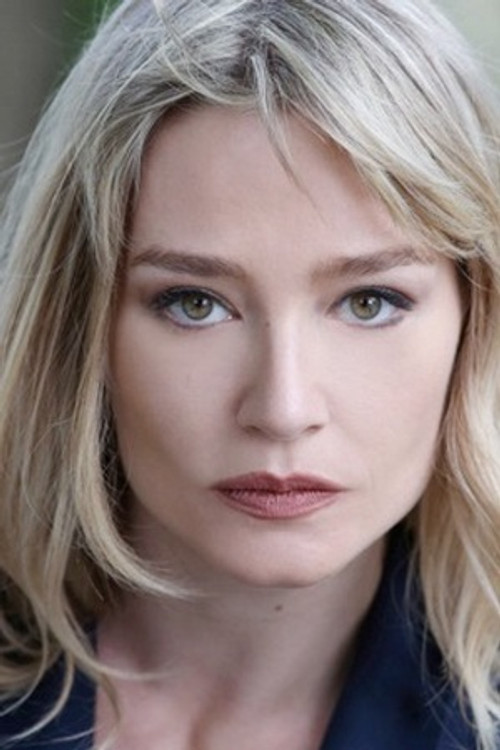 Giorgia Salari as Lea