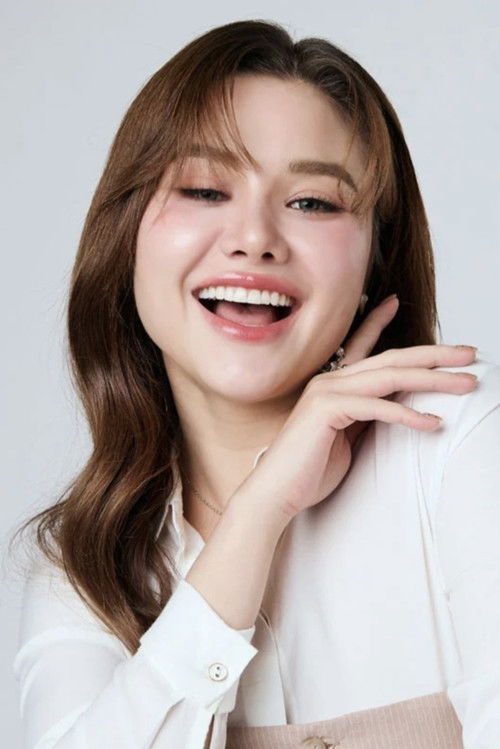 Samantha Melanie Coates as Blythe