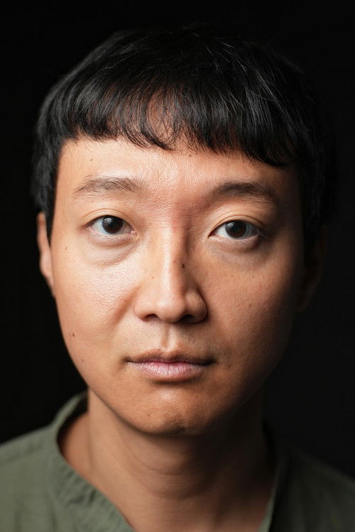 Im Ho-kyoung as Real estate agent