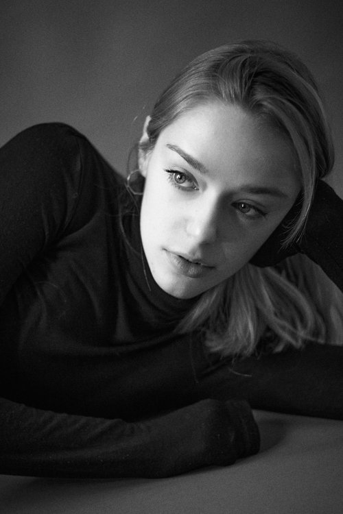 Ravid Ronen as Millie Fishman\Sky