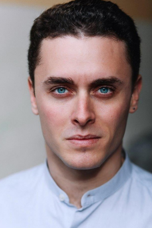 Matteo Olivetti as Guido