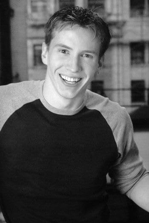 Eben Gordon as David Graham