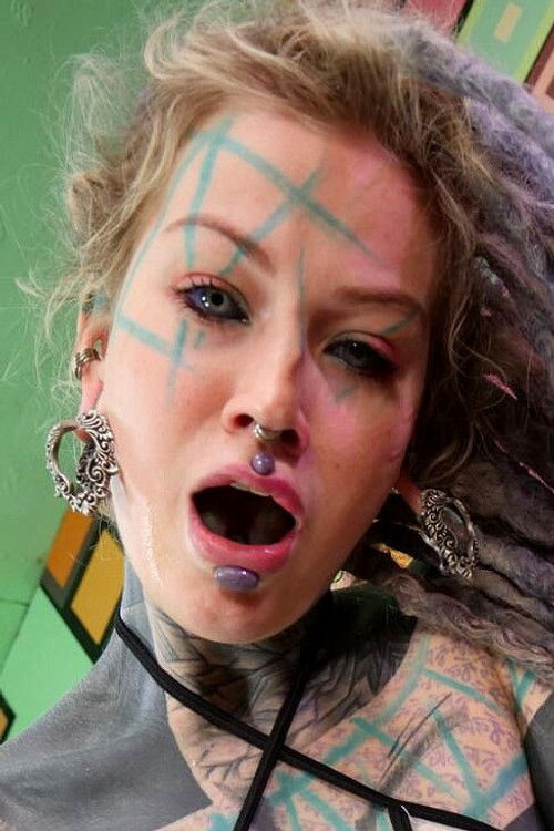 Anuskatzz as (archive footage)