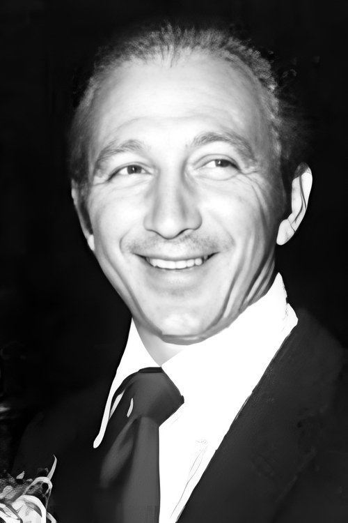 Dante DiPaolo as Simone