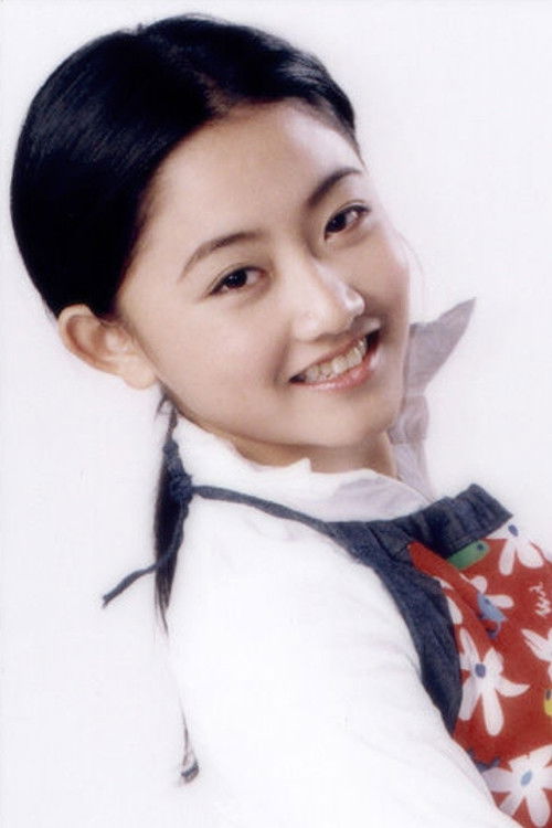 Chloe Chiu as Winnie