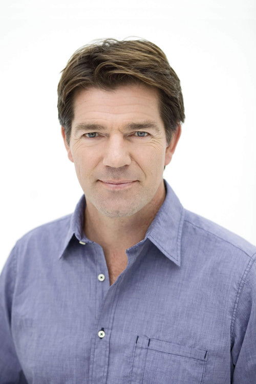 Twan Huys as Presentator