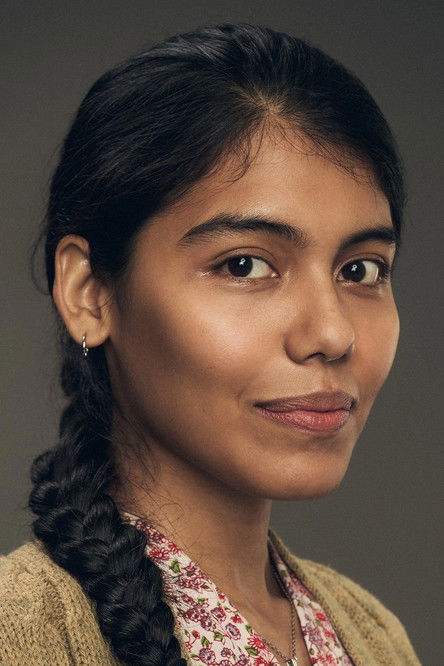 María José Cabrera as Nina