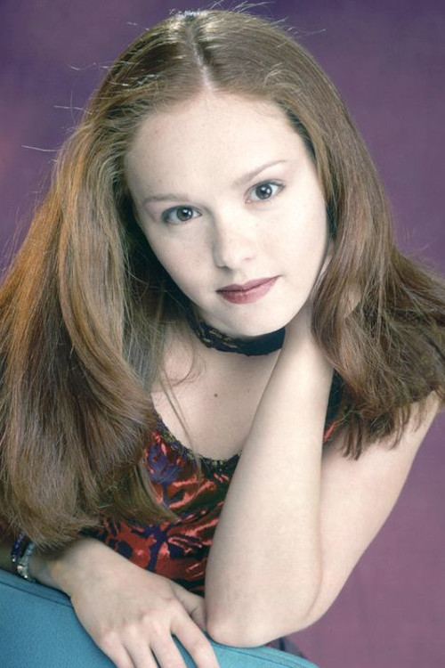 Amber Barretto as Kiersten