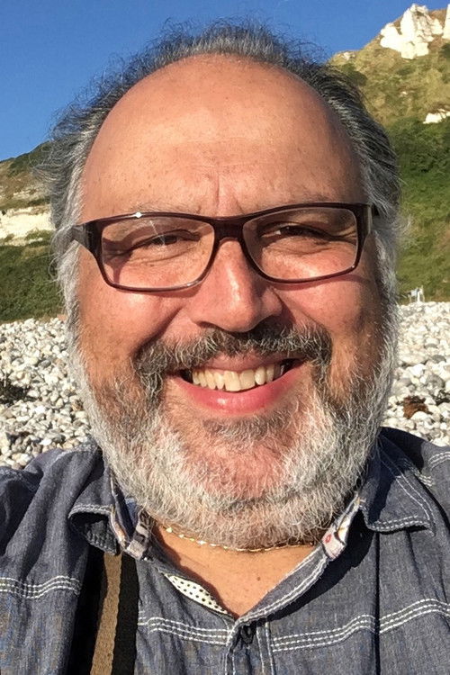 Daniel Galvez-Vallejo as Hoffmann