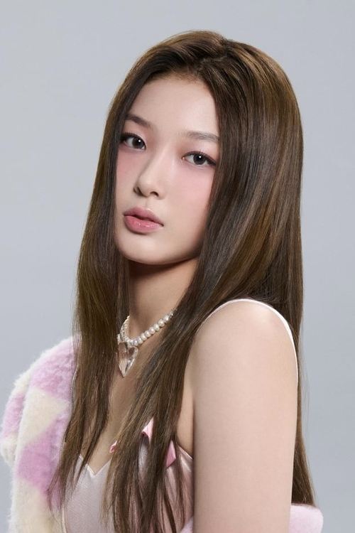 Yoonchae Jeong as Self