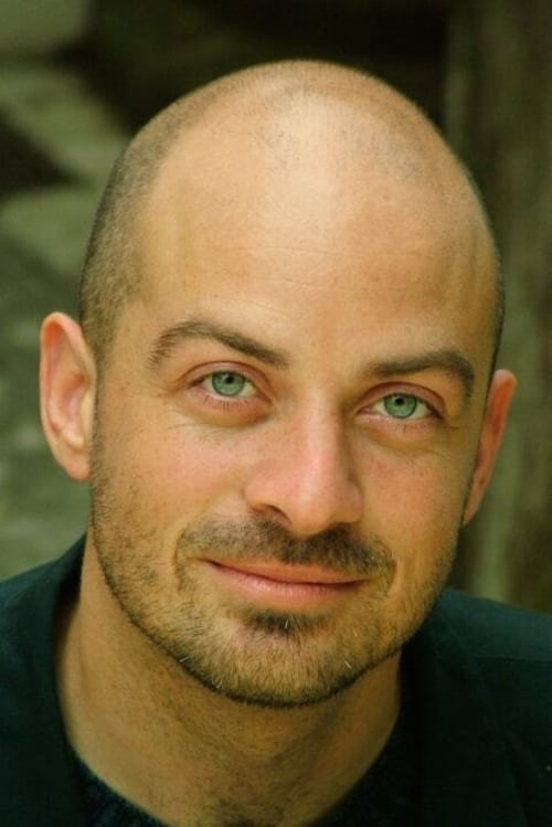 Gianpiero Cognoli as Dustin