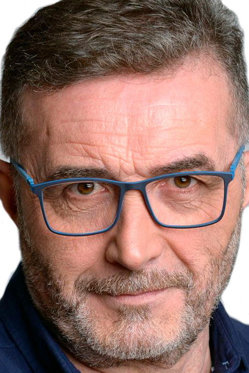 Juan Alberto López as Richard