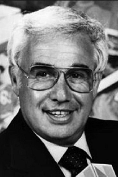 Stu Nahan as Sportscaster