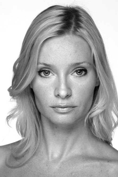 Izabela Milewska as Gruszecka / taniec