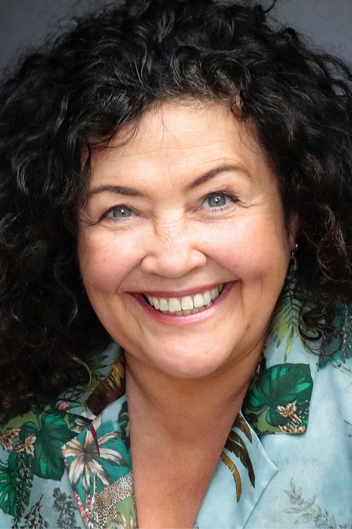 Mandi Symonds as Pearl