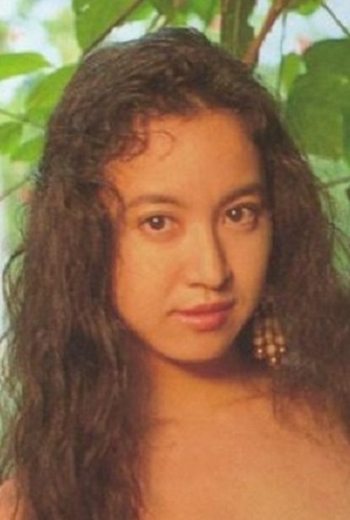 Chris Aoki as Keiko Natsuwata / Kekko Kamen