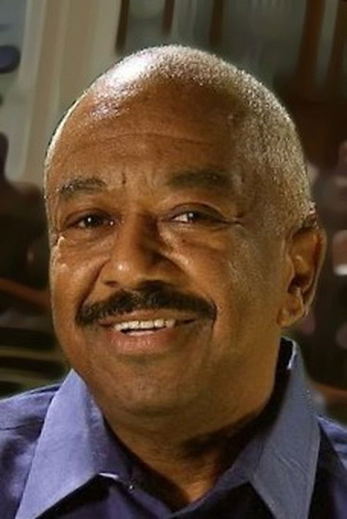 Duane Davis as Alvin Mack