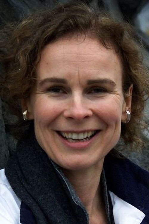 Pia Vieth as Sanna Krebs