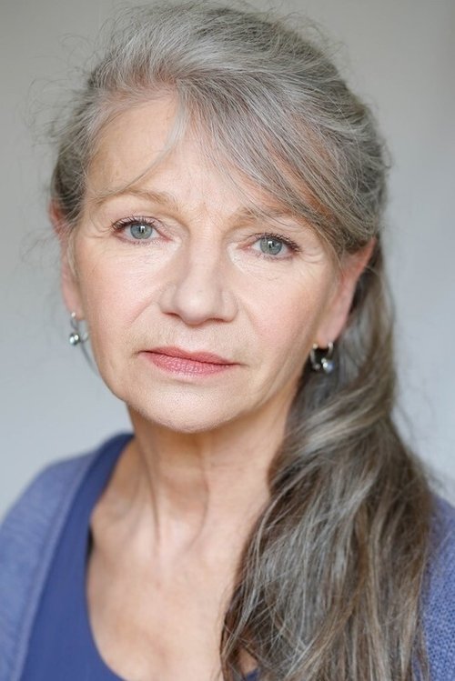 Anouchka Csernakova as Anne d'Autriche