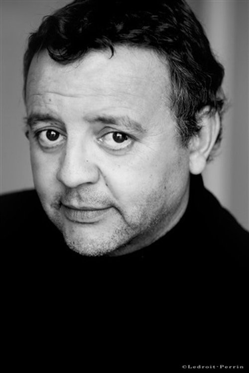 Mouss Zouheyri as Amar Maatane (gardien EGA)