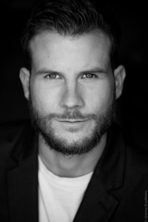 Antonin Py as Alfred Sisley