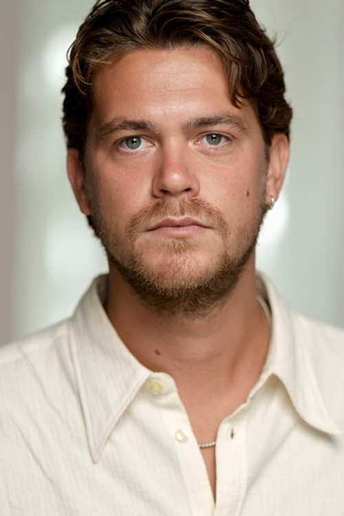 Andreas Dittmer as Mikkel