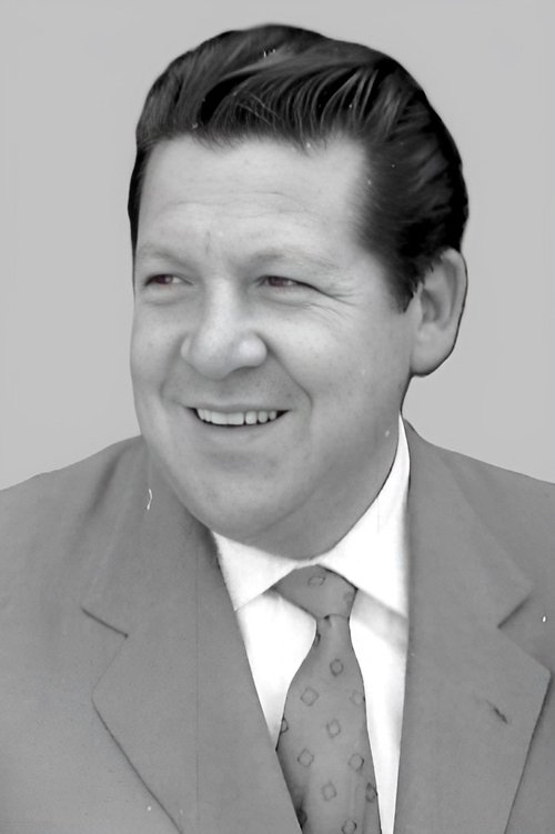 Fernando Sancho as Coronel Jiménez