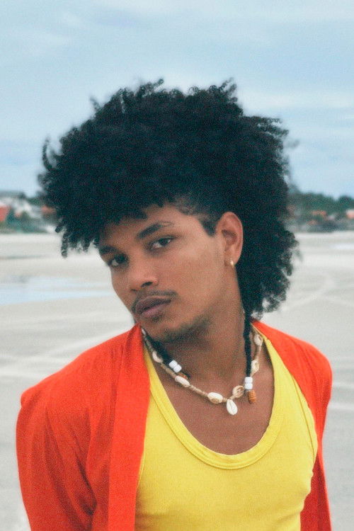 Well Maciel as Luis Alberto