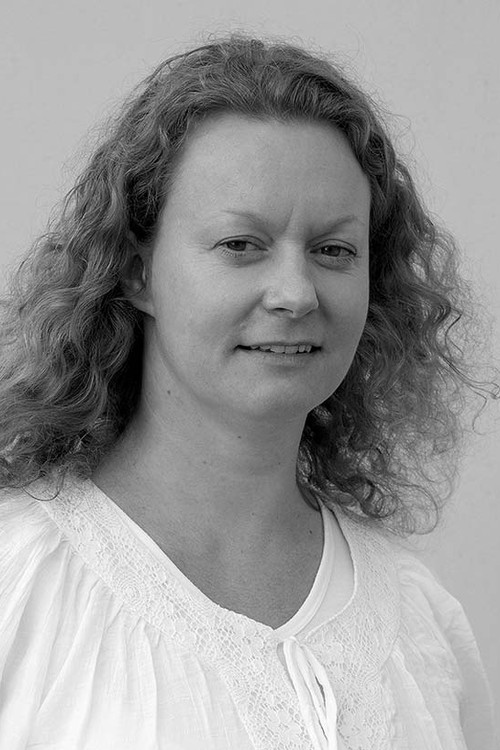 Kateřina Holánová as Olga Simáková