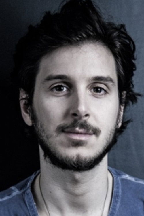 Augustin Bonhomme as Homme couple