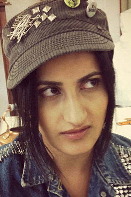 Hina Khan as Frankie