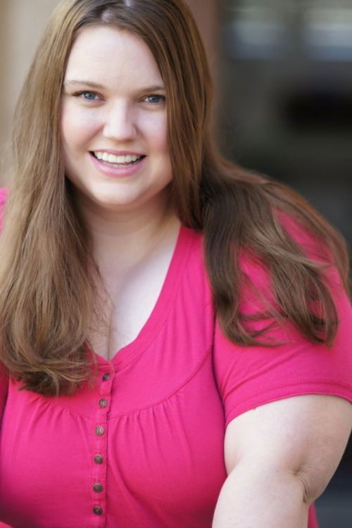 Julia Boyd as Jeanie the Clerk