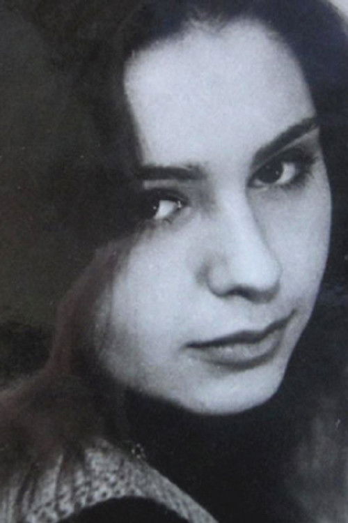 Irina Belger as Рассказчица