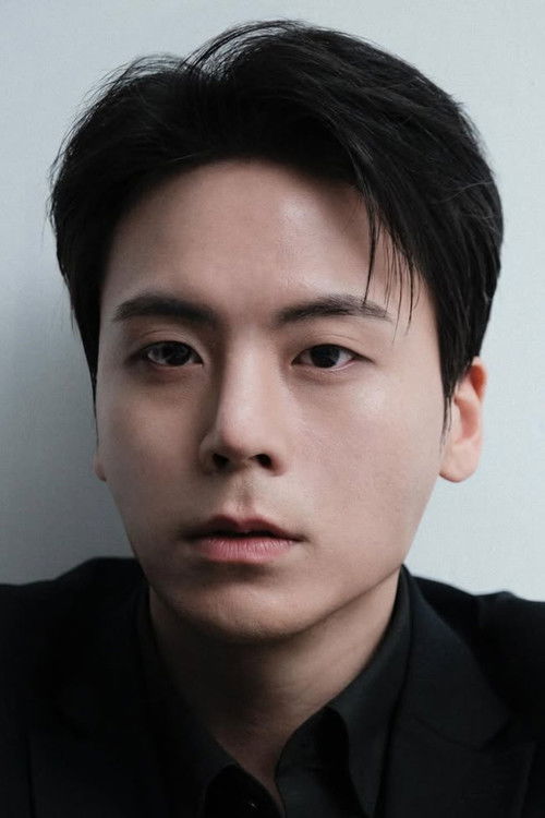 Shin A-hwi as Kwon Tae-in