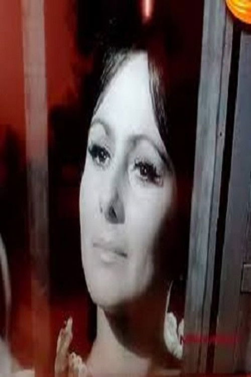 Aurora Alvarado as Anna