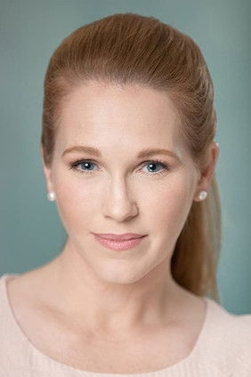 Robin Dyke as Martha