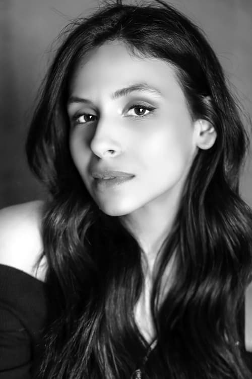 Tamara Radovanović as Sophie