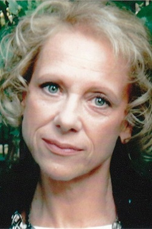 Natalia Sanko as родственница дипломата