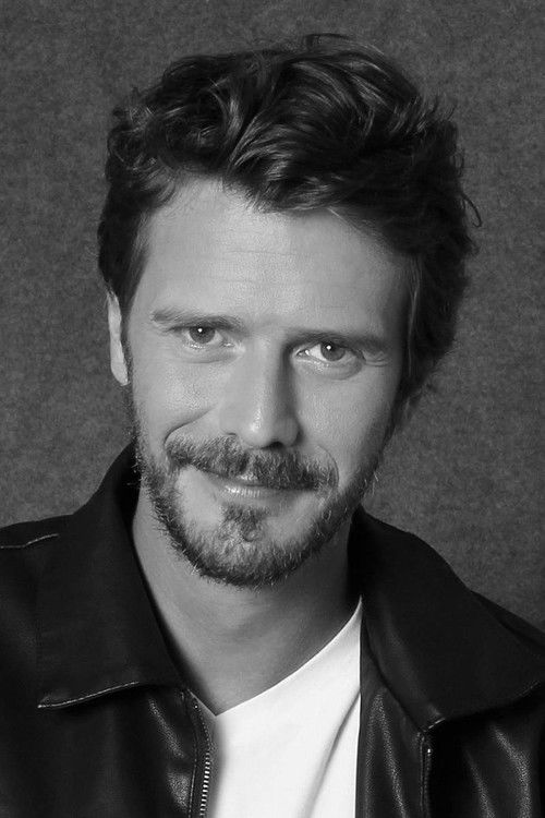 Beto Schultz as Daurílio