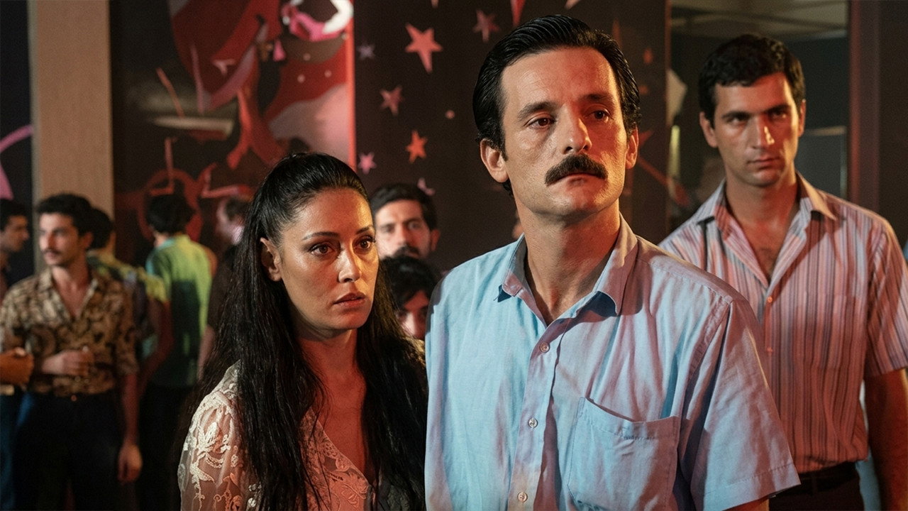 Yarın Artık Bugündür backdrop