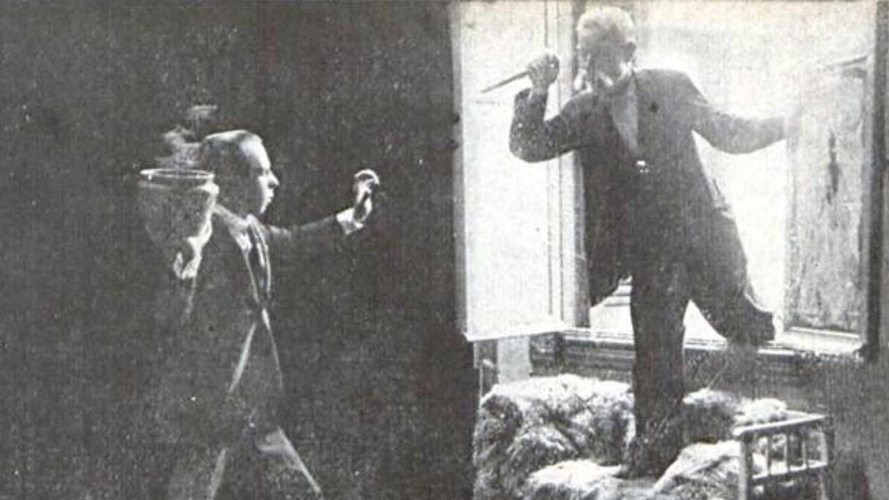 A Joia Maldita backdrop