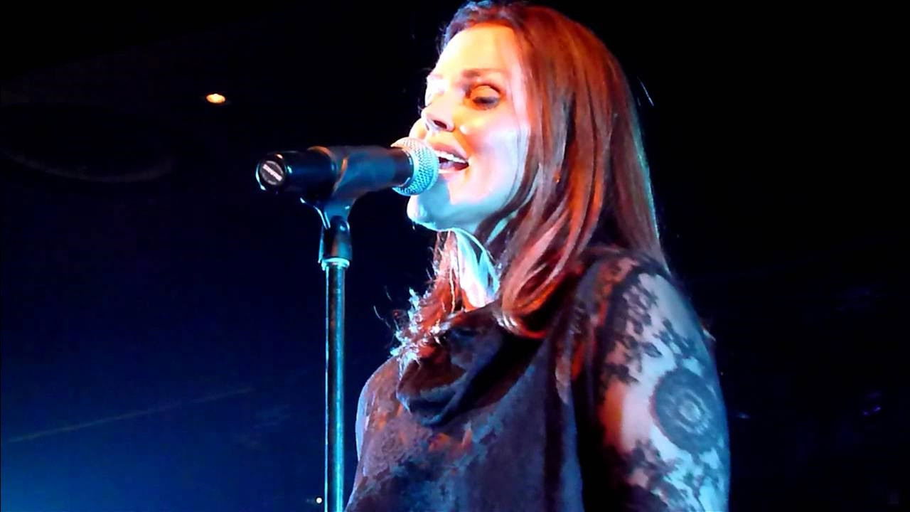 Belinda Carlisle: Runaway Live backdrop