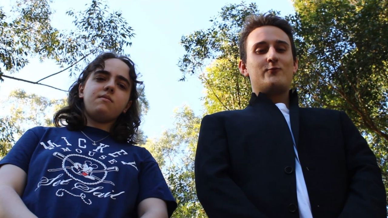 Escudriñar backdrop