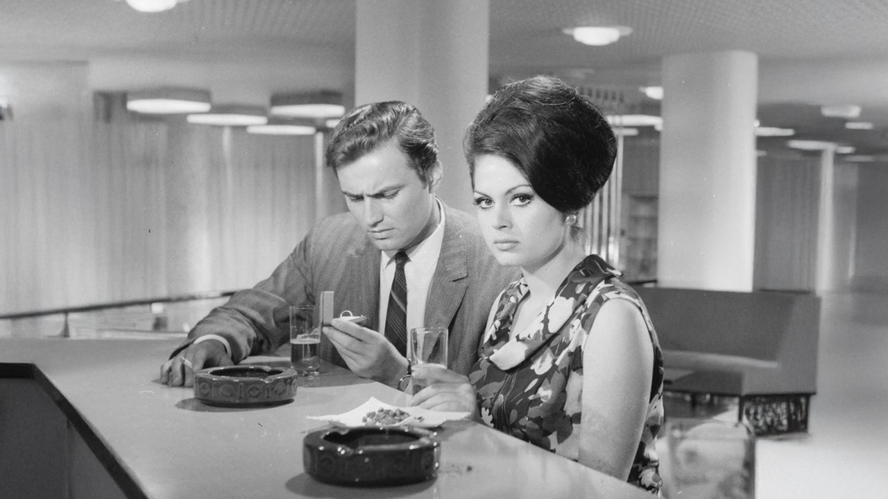 Seven Kadın Unutmaz backdrop