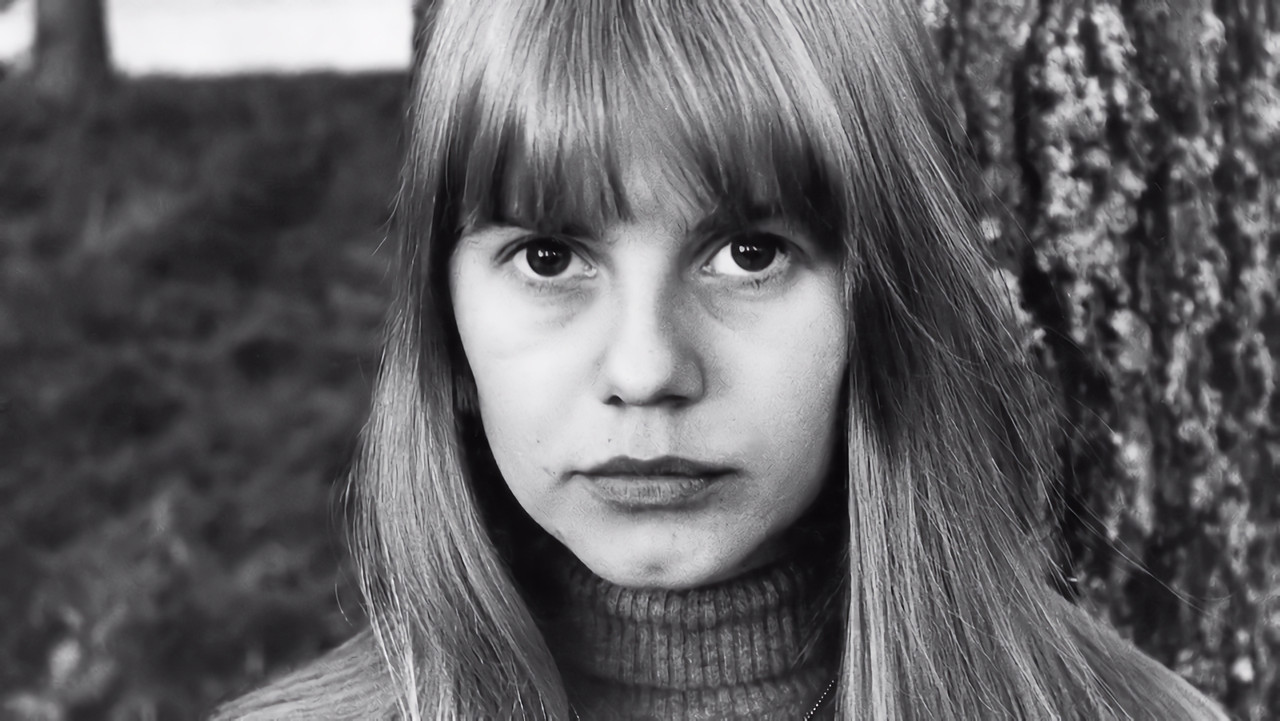 I Am Curious (Yellow) backdrop